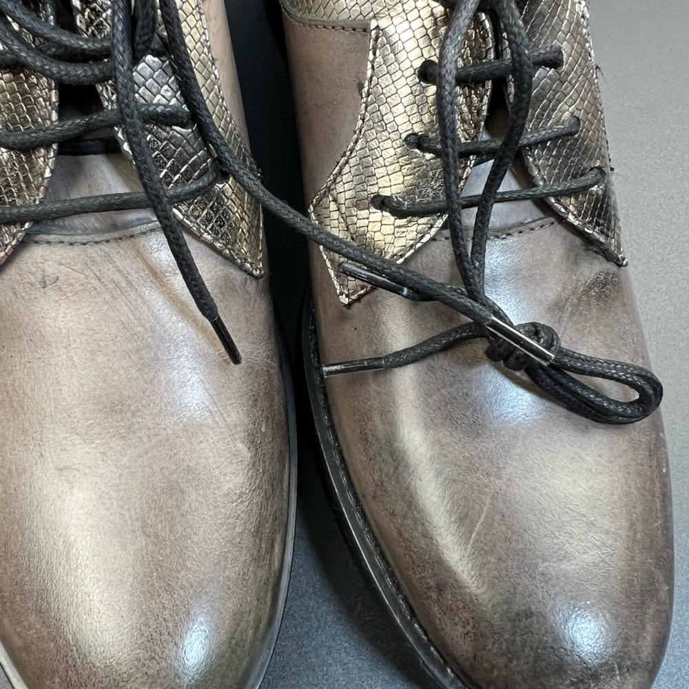 Lavorazione Artigiana Avitto Leather Oxford Shoe Metallic Snake Print Block Heel - Picture 15 of 15